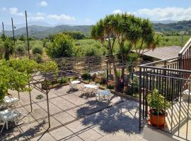 Beautiful Apartment In Casal Velino, Hotel in Castellammare di Velia