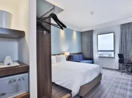 Holiday Inn Express Durban - Umhlanga by IHG