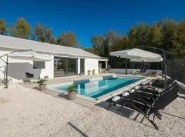 Stunning Home In Zminj