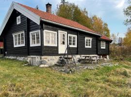 3 Bedroom Cozy Home In Mesnali, hotel en Olestad