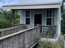 Lakefront Cabin Rental in Bradenton, Florida