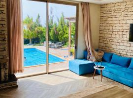 Villa Sunset Moulay, hotel in Beni Balla