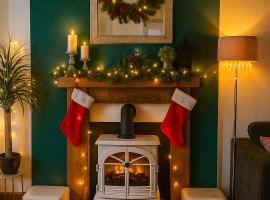 Happy Days Town House, hotel en Bridgend