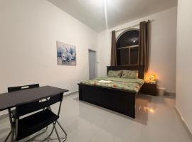 Flora Residence, homestay in Abu Dhabi
