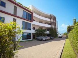 Legacy Square by QUAO REALTY, hotelli kohteessa East Legon