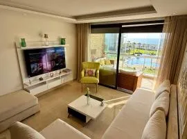 Sea View Apartment & Swimming Pool