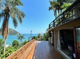 Casa Exclusiva com Vista para o Mar - 4 Suítes - Barra do Sahy