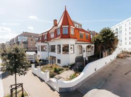 Maison Georges - cozy dollhouse by the sea!, hotel v destinaci Koksijde