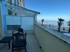 Porto Recanati, meraviglioso trilocale fronte mare