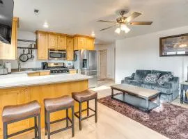 Near Dinosaur Natl Monument! High Desert Hideaway