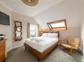 Rwts Rooms & Resto, hotel in Broad Haven