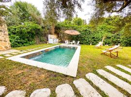 Residence Jannet 2 Luxury Seaside 3 bedrooms, luxury hotel in Hammamet Nord