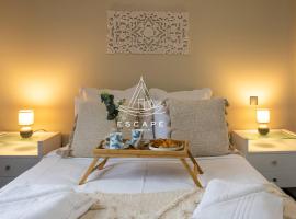 Cottage Bela Vista by Escape to Madeira, Hotel in Cedros