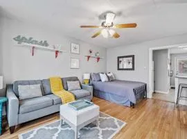 Spacious Open-Concept Studio Short-Midterm Stays