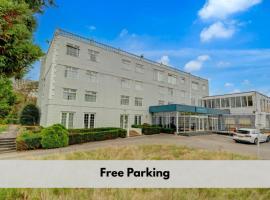 Manchester Airport Hotel by Belvilla, hotel in Handforth