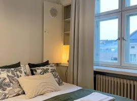 Nextdoor Host Quiet Work-Ready Studio at Kamppi Fast WiFi