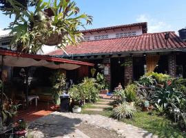 Villa Gabriela casa campestre, hotel in Rivera