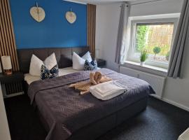 Nahe Kiel, 4 Betten, 2 Schlafzimmer Parkplatz, Terrasse, 3km zum Strand, hotel v destinaci Osdorf