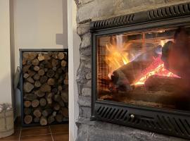 Mirador de Punta Corona, villa in Borrastre