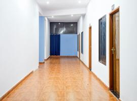 SPOT ON Hotel Sunshine, hotel in Rewa