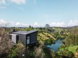 FORESTA - Cabaña moderna con vista a la piedra