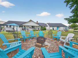 Kingston में, होटल Walk to Lake Texoma Family-Friendly Retreat