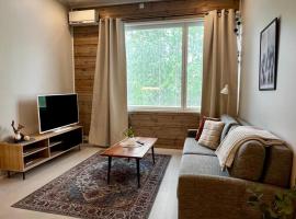 vaaranhuoneistot, hotel sa parkingom u gradu Sy&ouml;te