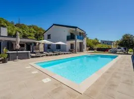 Beautiful Home In Imotski