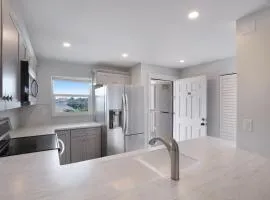 Completely Remodeled 2 Bed 2 Bath I Block Away From Free Beach Access