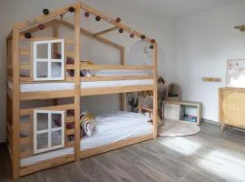 Heimbi-Home No 5 I 6-8 Personen I Familienfreundlich I Balkon I Garten I Europa-Park I Parkplatz und E-Ladestation