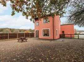 Jubilee Three Bedroom House Pet Free
