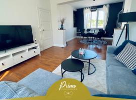 "Le Theodore" Appartement charmant proche gare avec place de parking devant, quartier très calme, by PRIMO C0NCIERGERIE、ヌヴェールのホテル