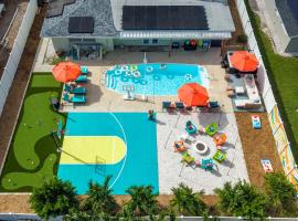 Sleeps 14 Pool Hot Tub Basketball Court, hotel in Largo