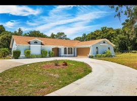 House with heated pool, מלון בספרינג היל