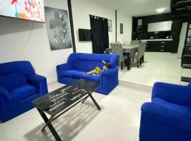 Doña LoIa, viešbutis mieste San Roque