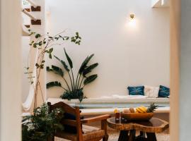 Izkina casa hotel centro cozumel, hotel near Cozumel International Airport - CZM, Cozumel