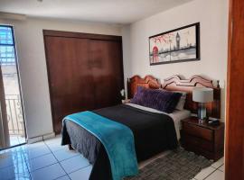 Casa Luna, quarto em acomodação popular em Morelia