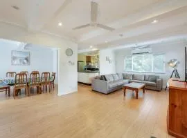 55 See Street Bargara