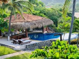 Casa Manzanillo - Jungle Room - Full Ocean View Room at Exceptional Beach Front Location