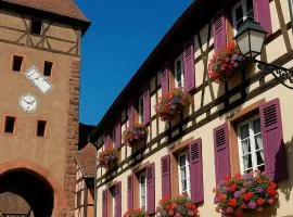 Maison à Colombages au Cœur du Vignoble Alsacien avec Parking et Chauffage Inclus - FR-1-744-23