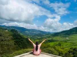 Montearroyo Gualea lodge, hotel in Aguirre