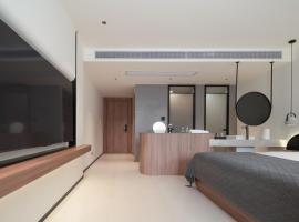 Karst Scenic Hotel, hotel in Gaotian