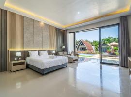 King Suite with Kitchen & Pool in Uluwatu - No3, Hotel in Bingin Beach
