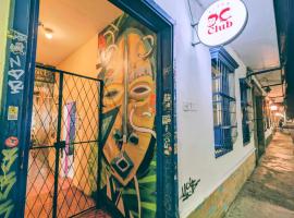 Lienzo Hostel and Mural Art Museum, hotel di Popayan