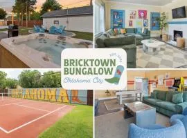 5 Beds Downtown OKC - Pickleball, Hot Tub, Firepit, GameRoom