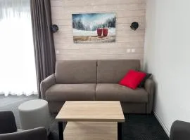 Appartement 2 pièces 8 pers à Gourette avec piscine et animaux admis - FR-1-860-14