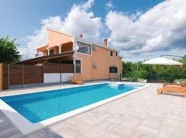 Beautiful Apartment In Sukosan