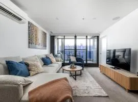 Braddon Bright Nights at Midnight