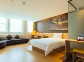 IU Hotel Zhengzhou Erqi Wanda Plaza Daxue Road Branch