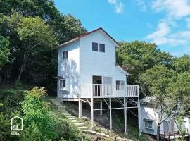 ist villa 04 Ocean Escape Sleeps 3